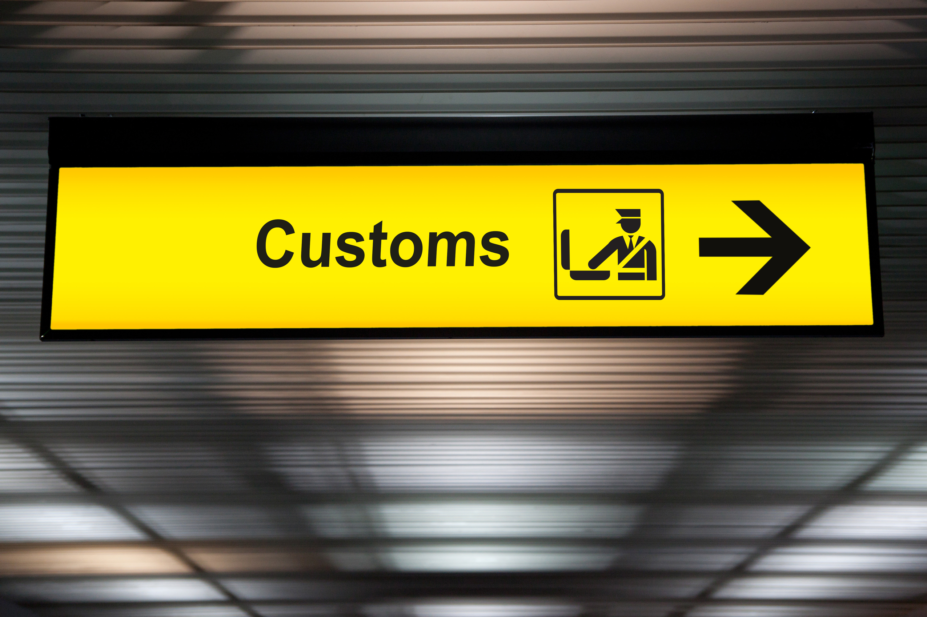 Customs sign at an airport