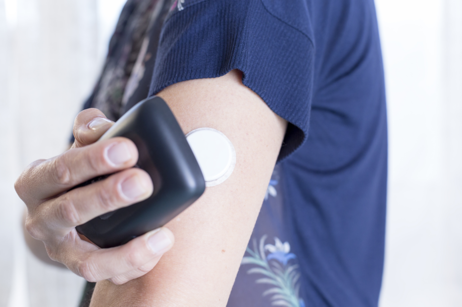 Glucose monitoring system for diabetes