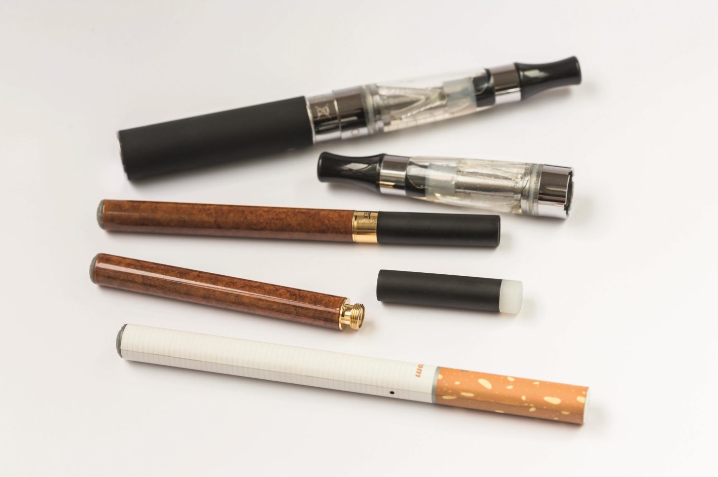 Online poll supports practice of pharmacies selling ecigarettes The