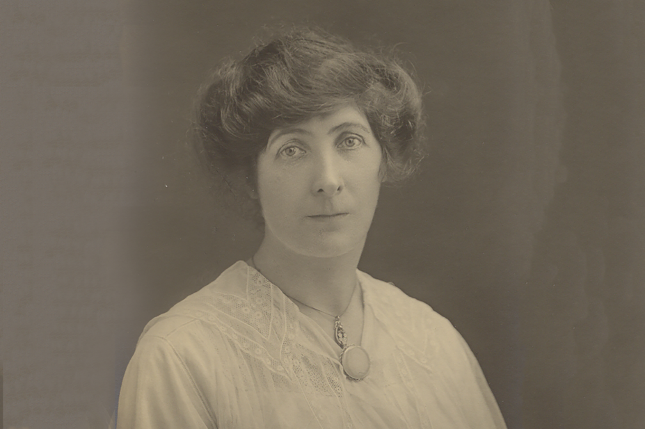 Elsie Hooper, a pioneer for female pharmacists in the early 1900s