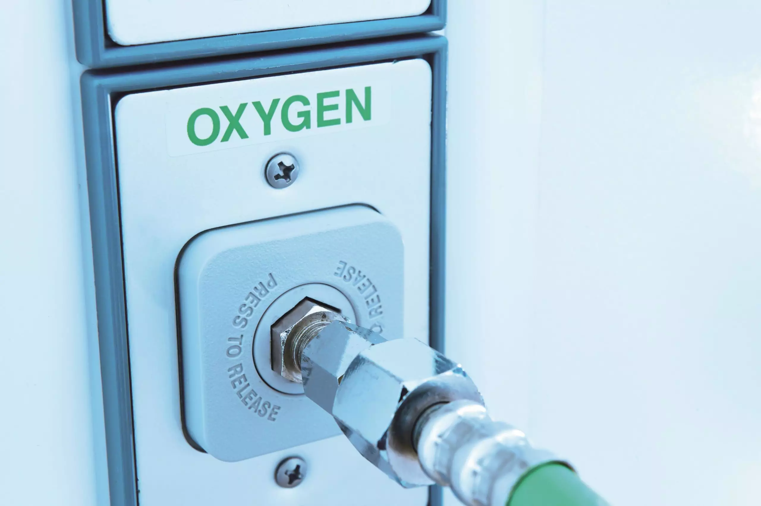 Oxygen therapy emergency use and long term treatment The