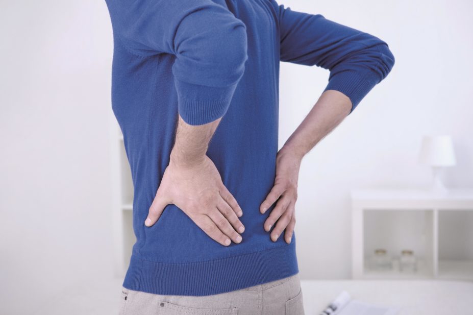 Researchers have found that adding other analgesics to naproxen does not improve low back pain. In the image, a man with low back pain