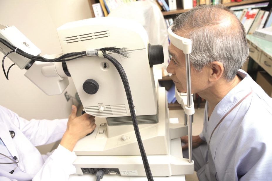Senior male patient has a macular eye test