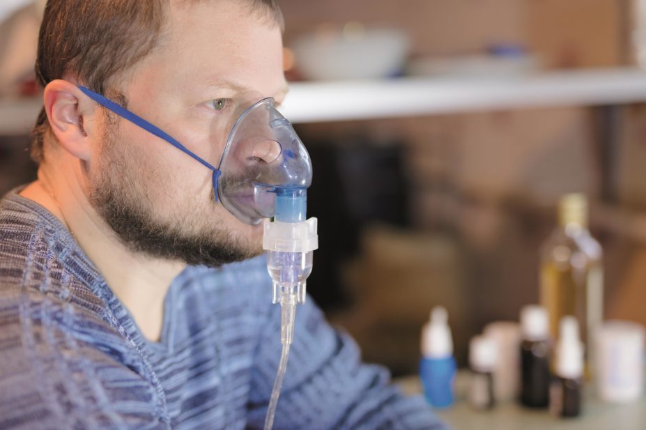 Man using a nebuliser