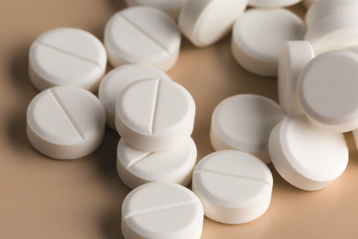 Ibuprofen and paracetamol as effective for extremity pain as opioid
