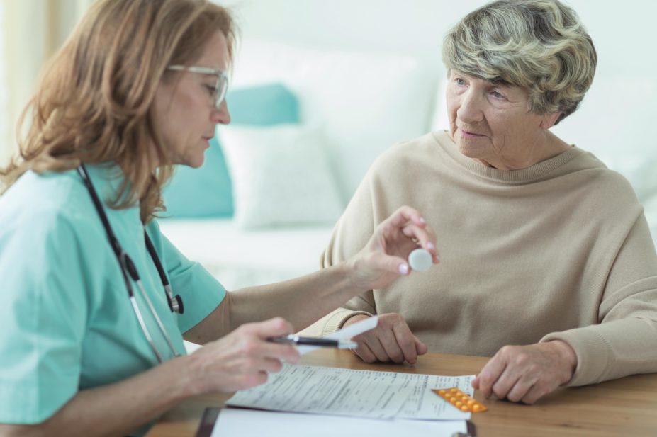 Prescriber discusses medicine with a patient