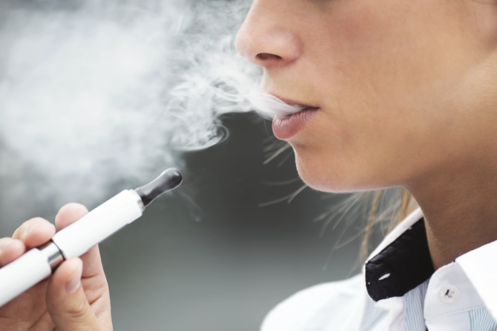 Researchers find that e-cigarette fluid becomes more toxic during vaping -  The Pharmaceutical Journal