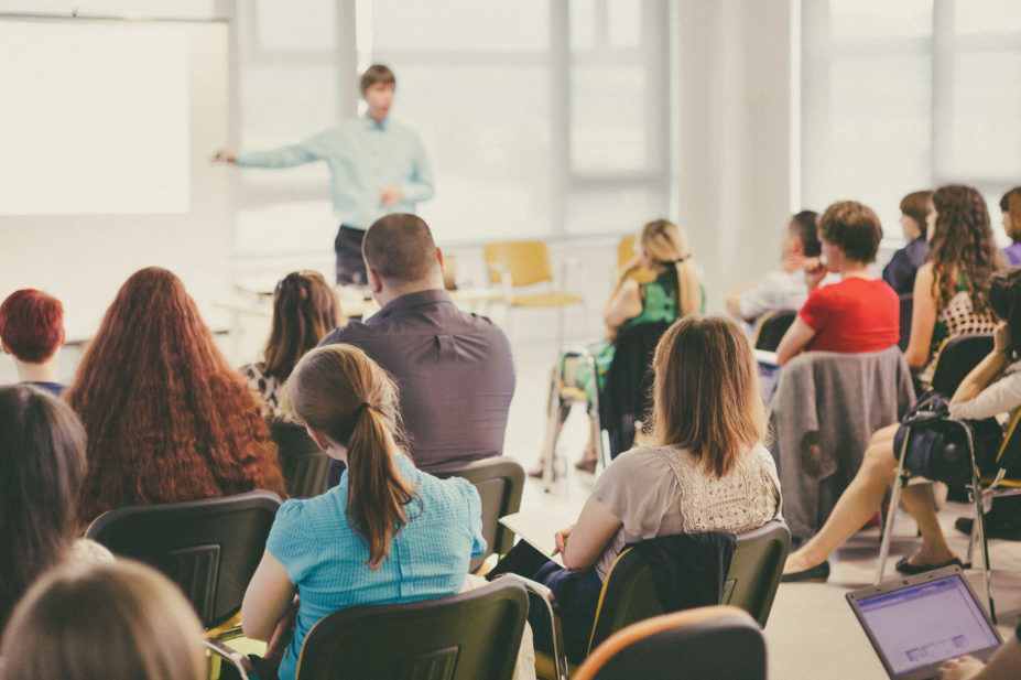 trainer teaching students