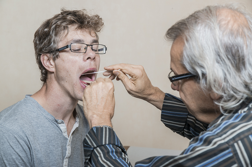 nhs-england-appears-to-drop-plans-for-pharmacy-sore-throat-testing