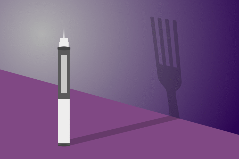 Injector pen with a shadow of a fork